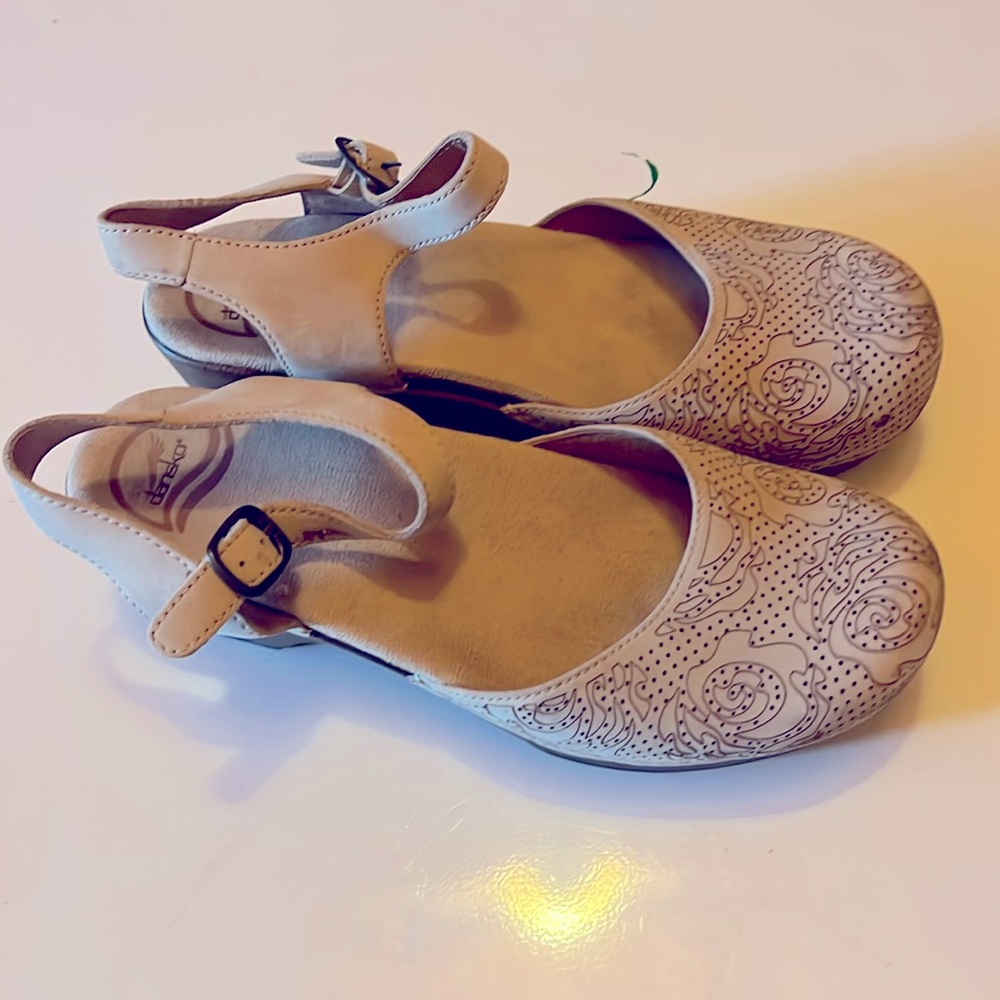 Dansko women Mary Jane clog